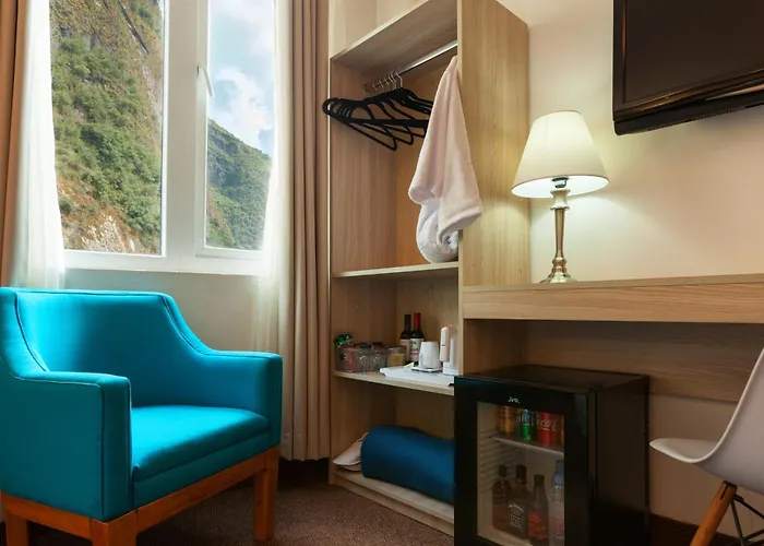 Inti Punku & Hotel Machu Picchu