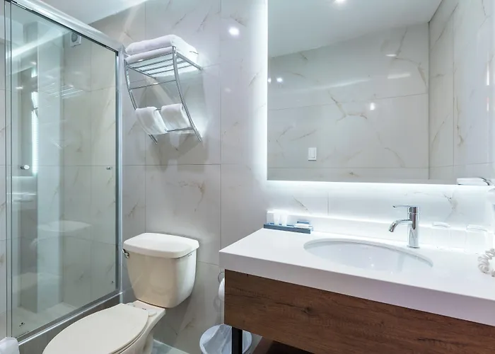 Hotel Inti Punku &
